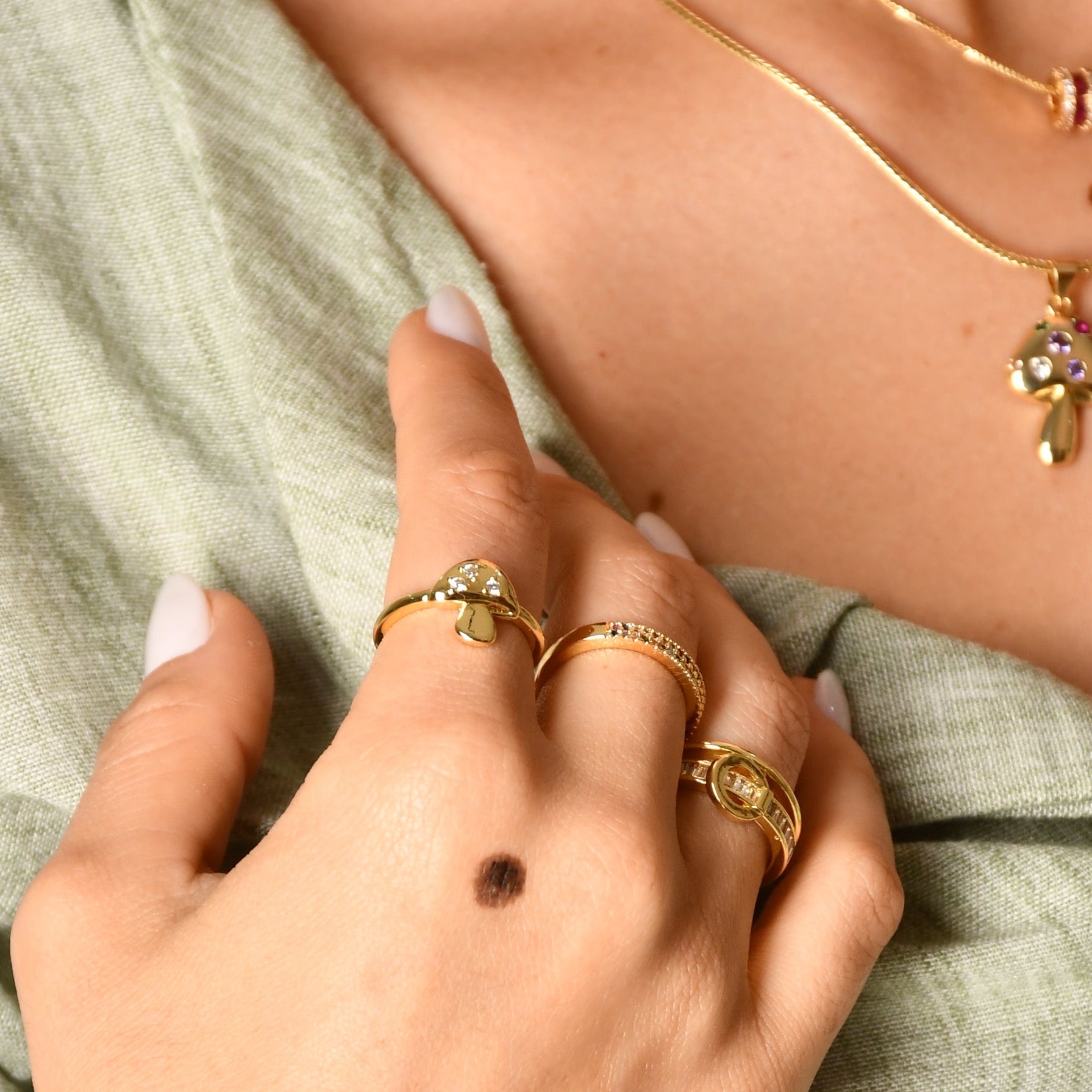 Anillo hongui