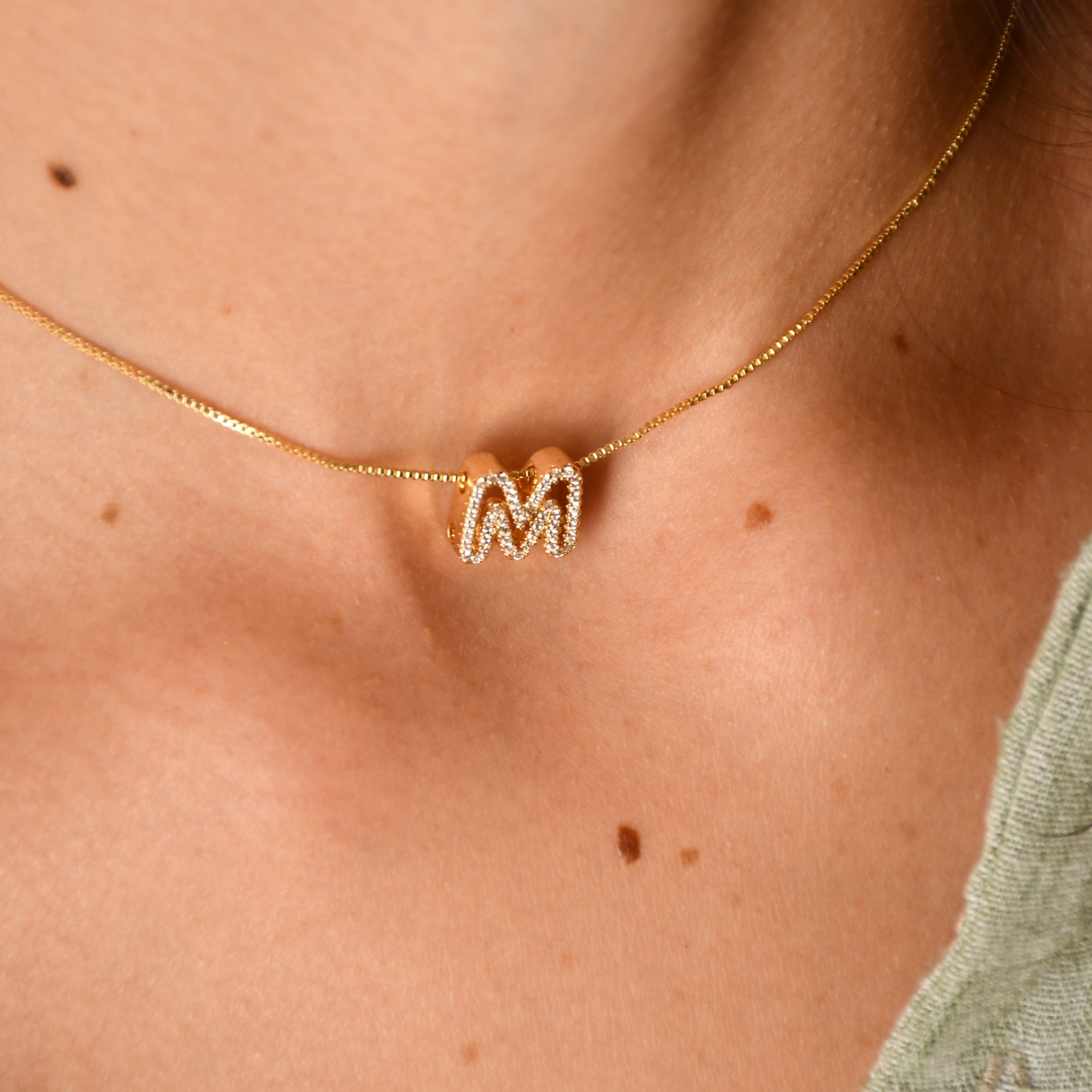 Collar Letter Luxe